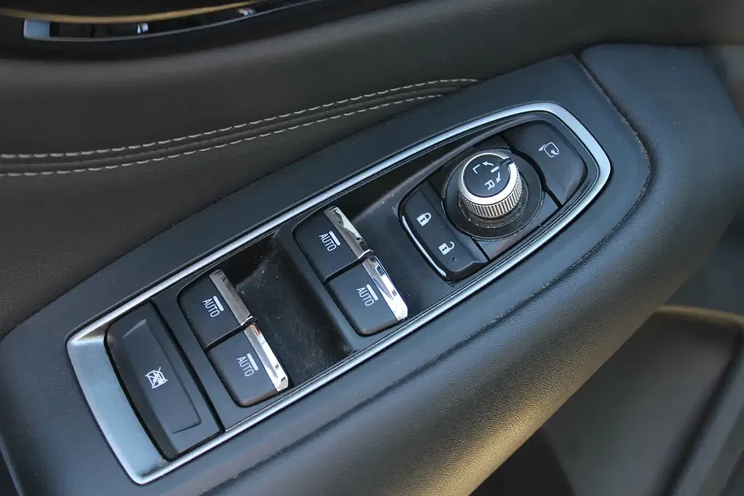 Subaru OUTBACK Platinum - Thumbnail 13