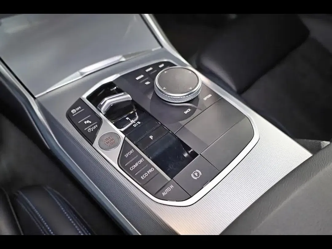 BMW 318 M Sport - Thumbnail 14