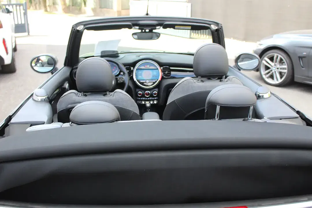 MINI One Cabrio Classic Trim - Thumbnail 6
