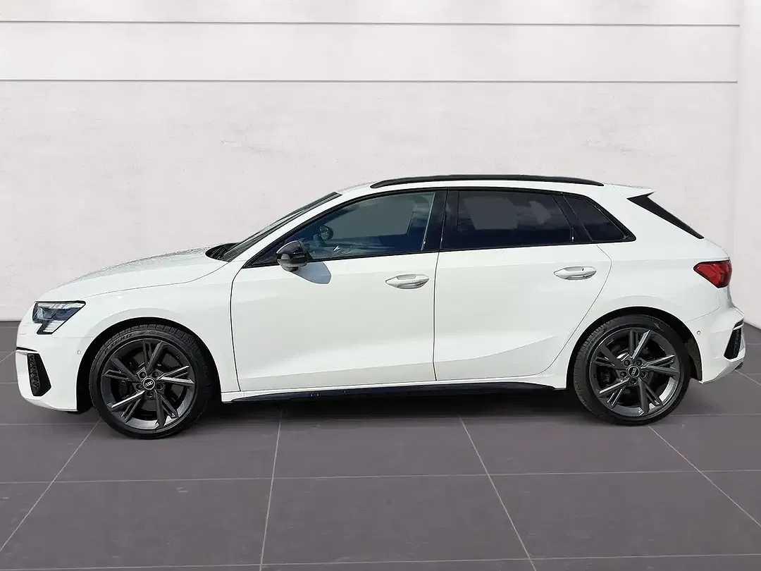 Audi S3 TFSI S tronic quattro Matrix LED Sportback - Thumbnail 5