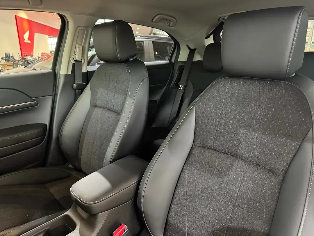 Honda HR-V 1.5 Hybrid - Thumbnail 11