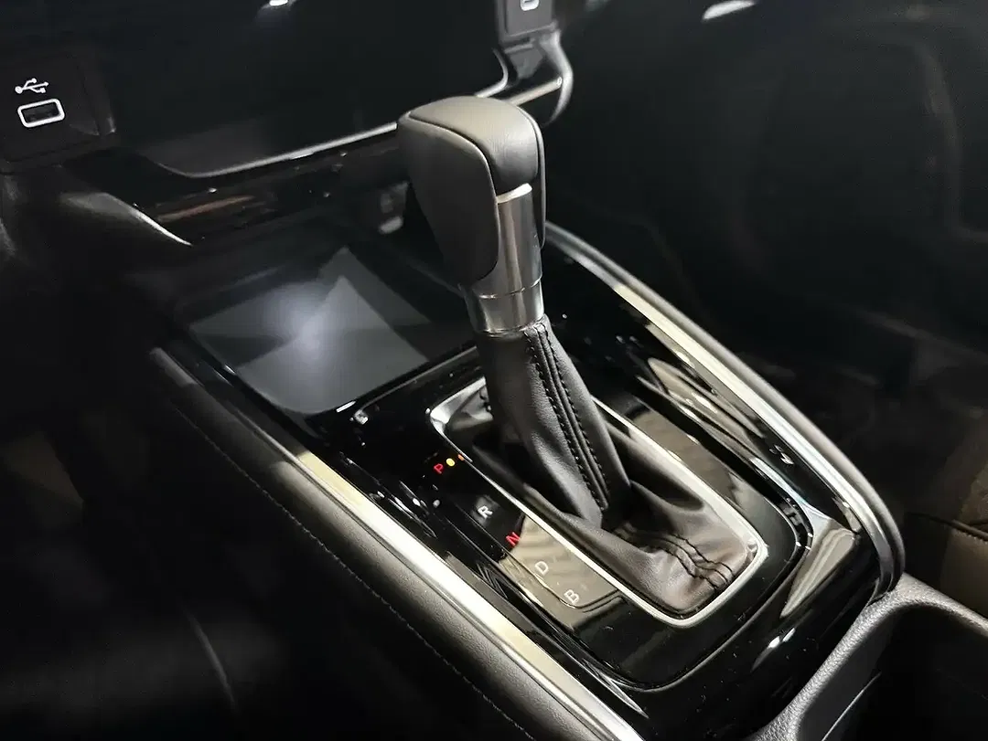 Honda HR-V 1.5 Hybrid - Thumbnail 14