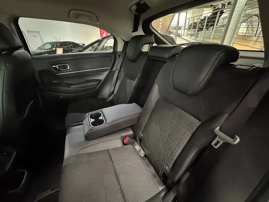 Honda HR-V 1.5 Hybrid - foto 15