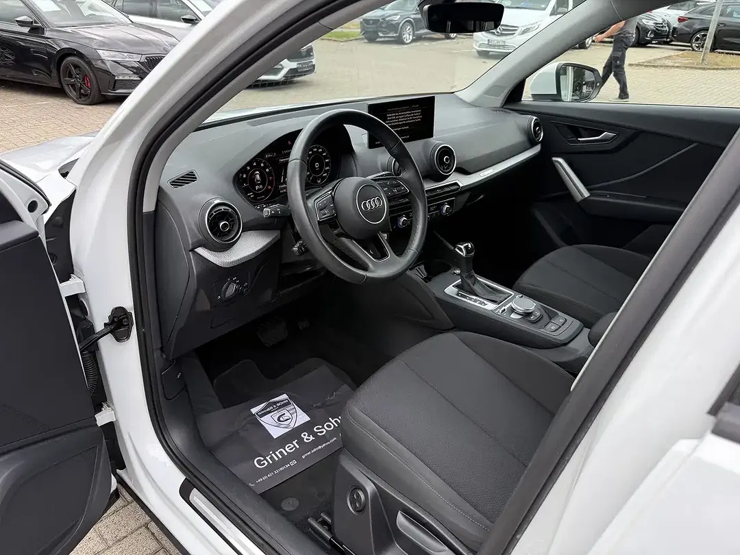Audi Q2 35 TFSI advanced - Thumbnail 13