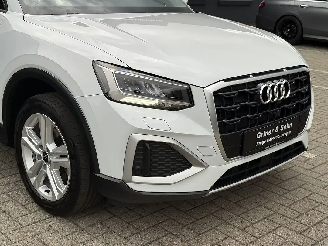Audi Q2 35 TFSI advanced - Thumbnail 4
