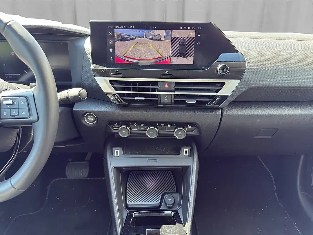 Citroen C4 PureTech EAT8 Max - Thumbnail 12