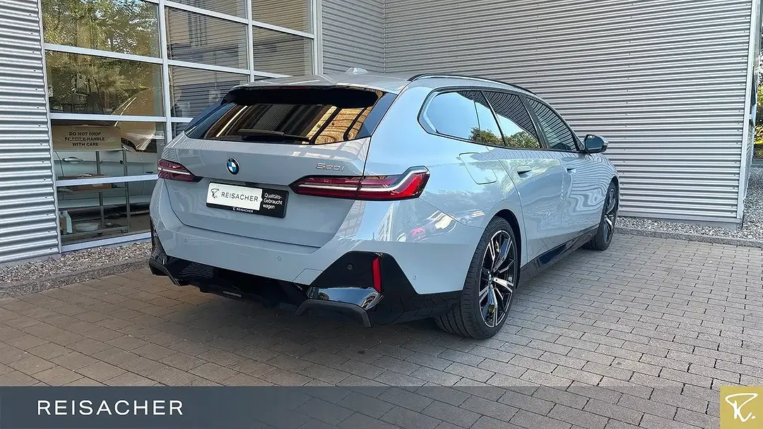 BMW 520 M Sport - Thumbnail 2