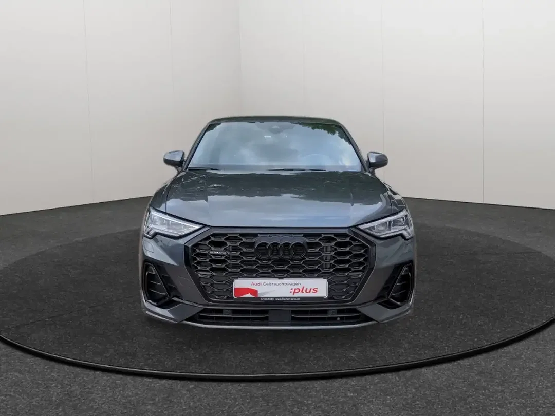 Audi Q3 S tronic quattro Sportback S line - Afbeelding 1