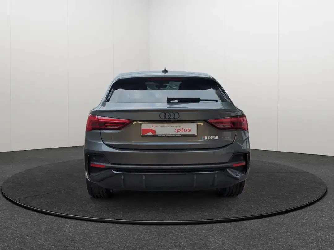 Audi Q3 S tronic quattro Sportback S line - Thumbnail 5