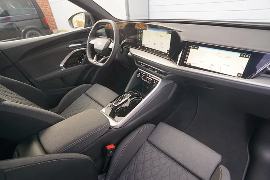 Audi Q5 quattro Matrix LED Sportback S line - Thumbnail 6
