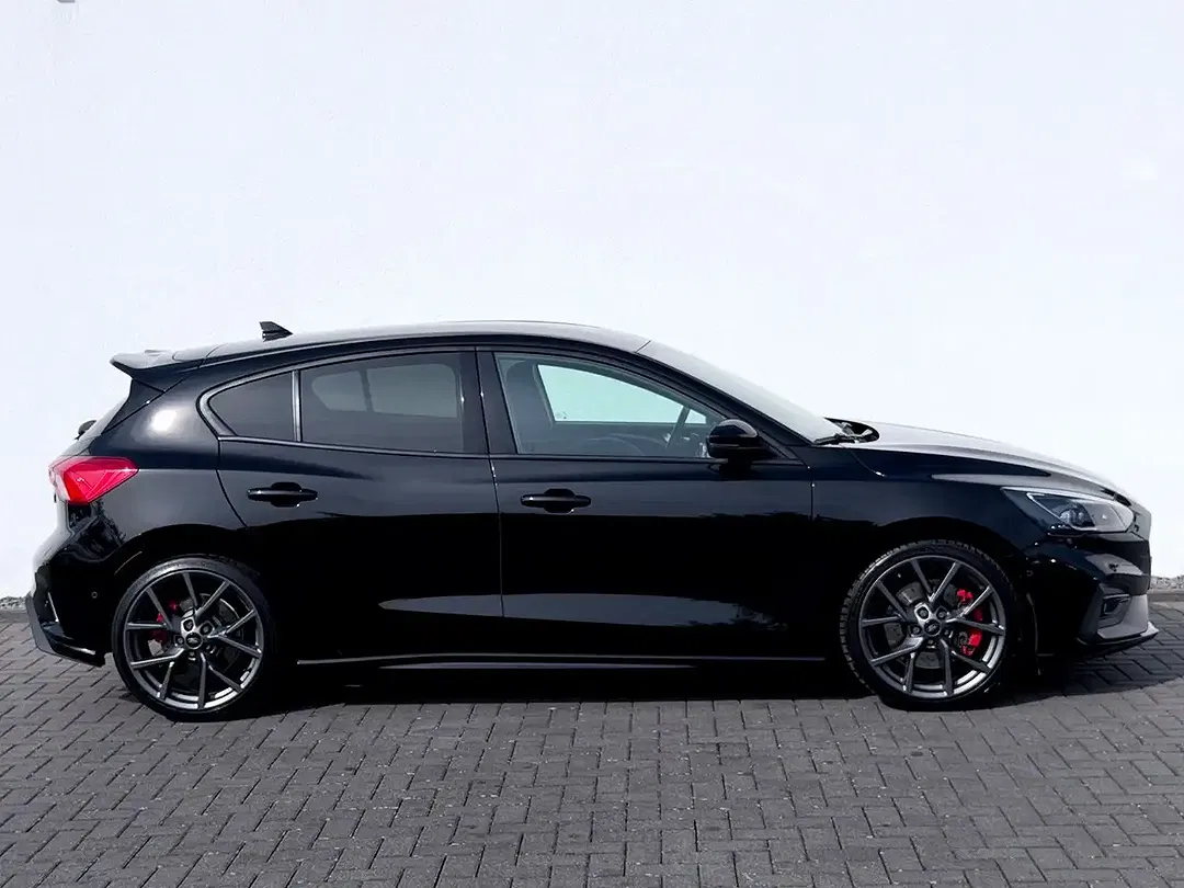 Ford Focus Performance ST-Line - Thumbnail 4