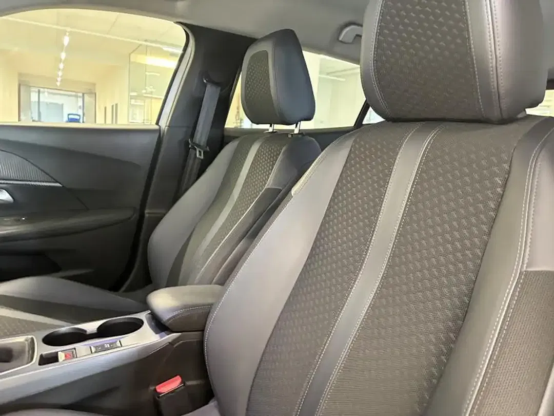 Peugeot 2008 Allure - Thumbnail 10