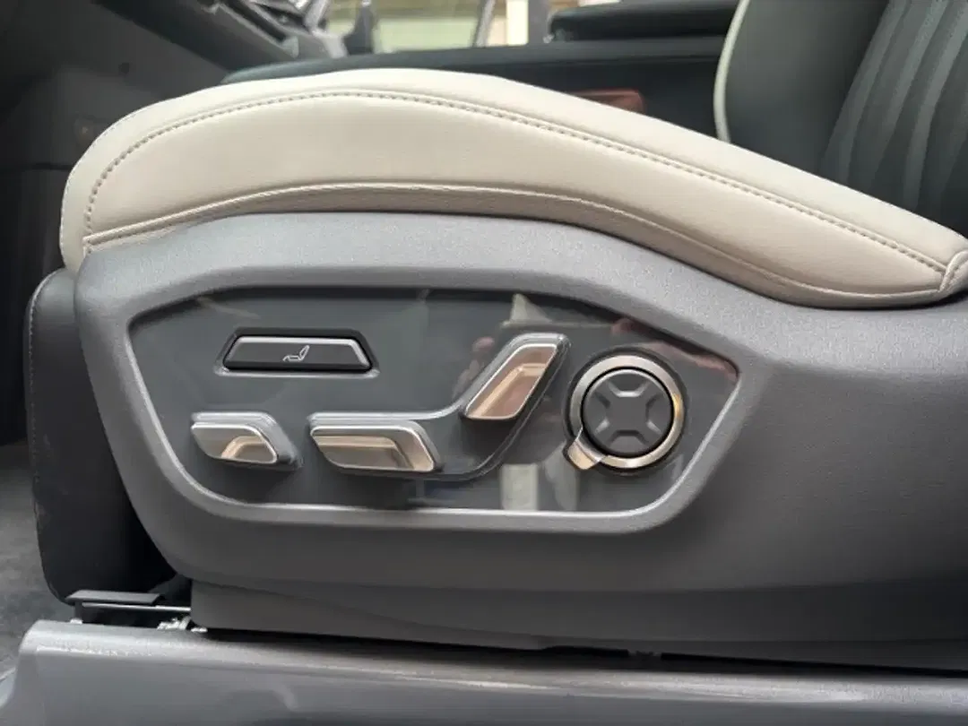 Kia EV9 99.8 kWh GT-Line - Thumbnail 15