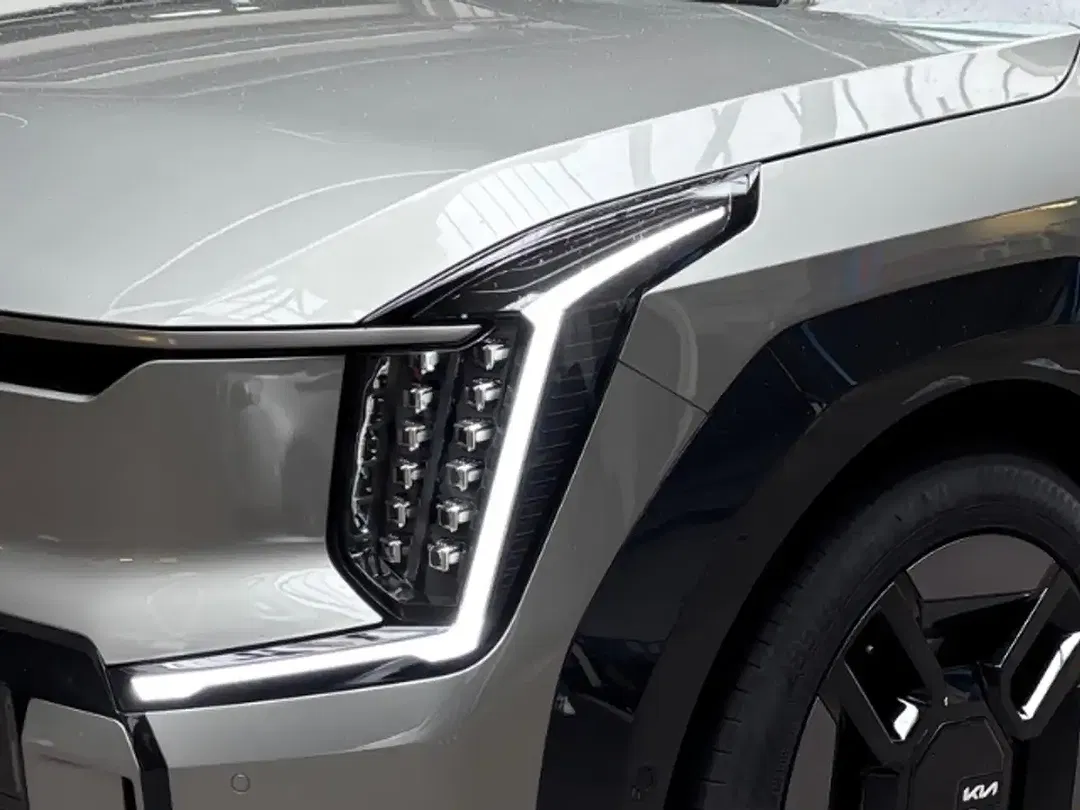 Kia EV9 99.8 kWh GT-Line - Thumbnail 5