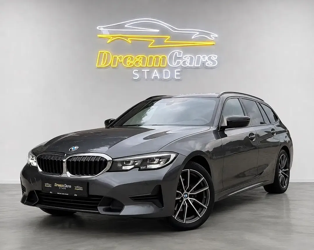 BMW 320 xDrive Sport Line - Thumbnail 1