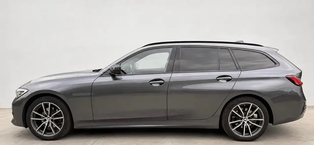 BMW 320 xDrive Sport Line - Thumbnail 2