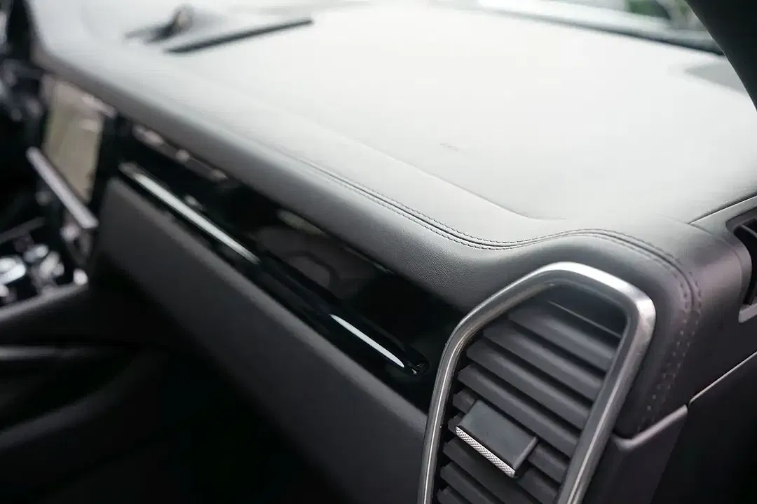 Porsche Cayenne E-Hybrid - Thumbnail 11