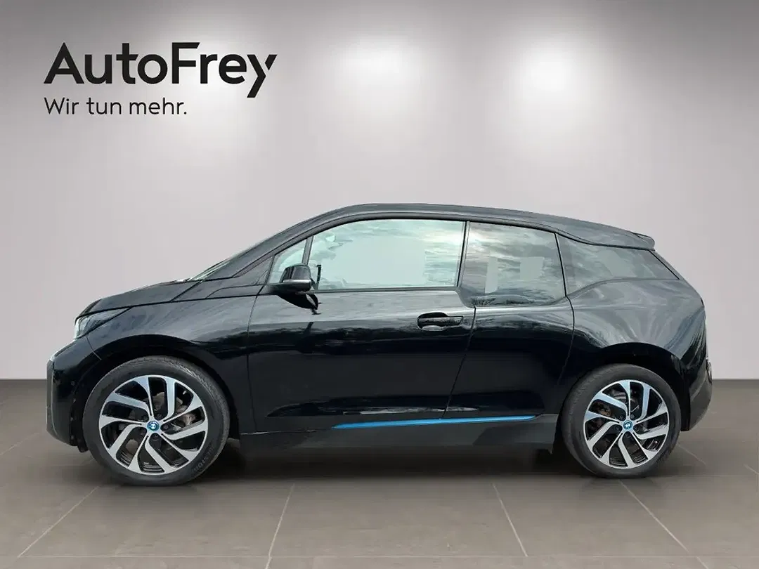 BMW i3 - Thumbnail 3