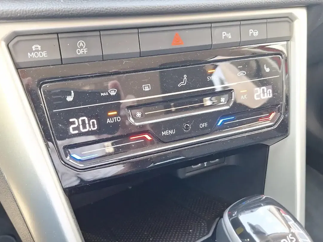 Volkswagen T-Roc 1.5 TSI DSG Move - Thumbnail 14