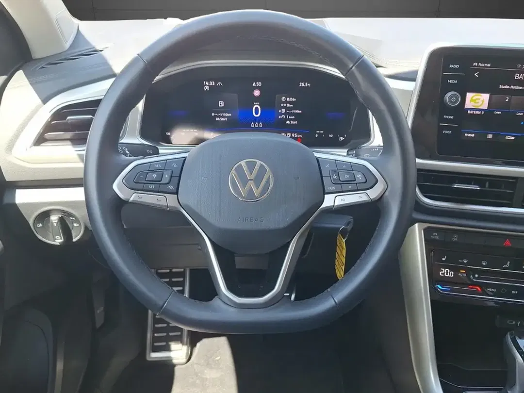 Volkswagen T-Roc 1.5 TSI DSG Move - foto 15