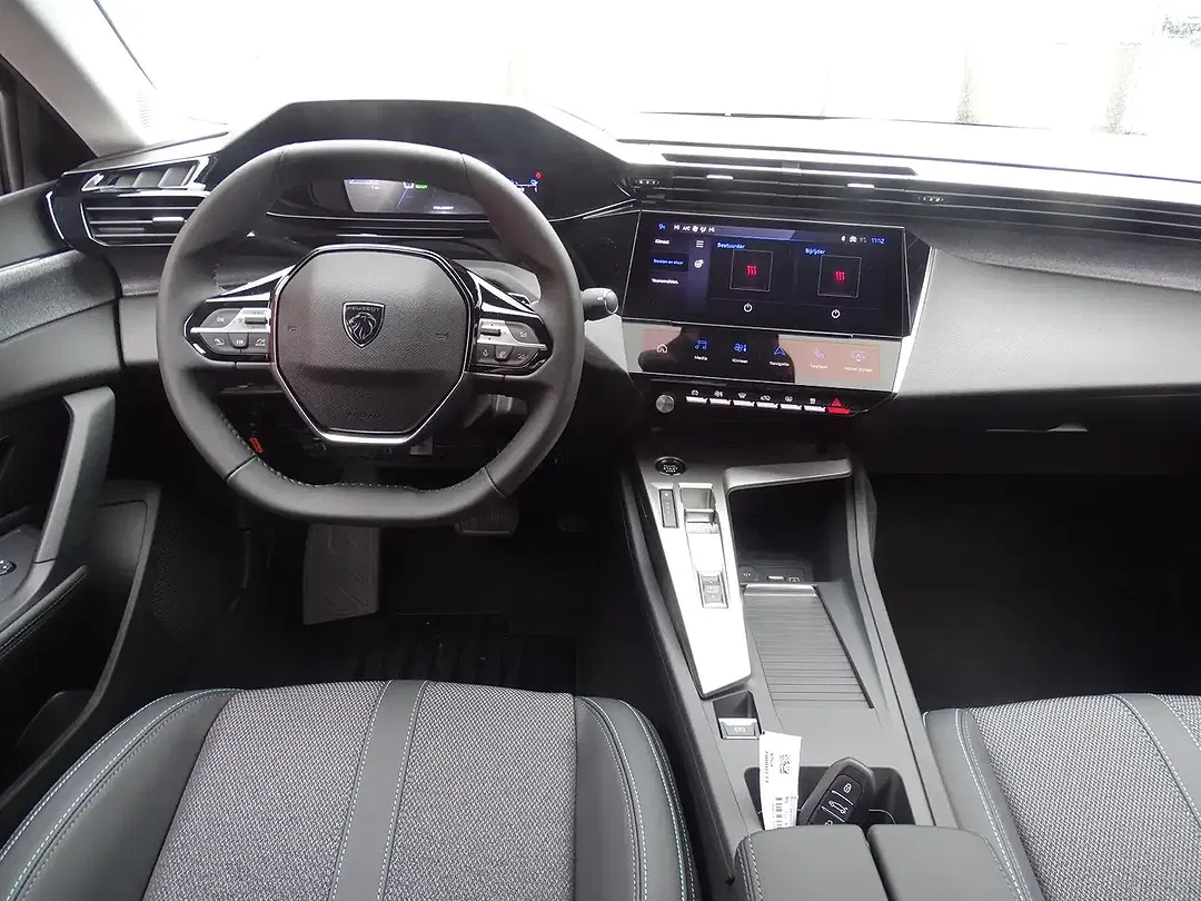 Peugeot 408 210 Allure - Thumbnail 13