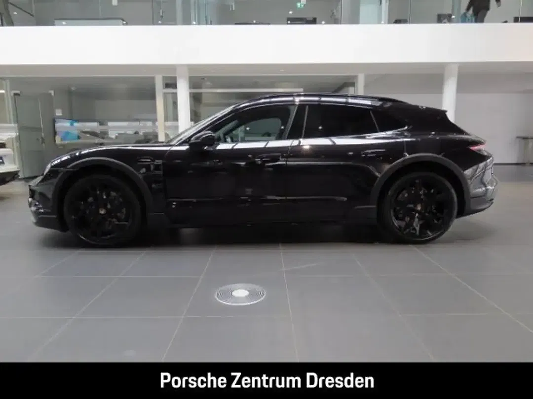 Porsche Taycan Cross Turismo - foto 2
