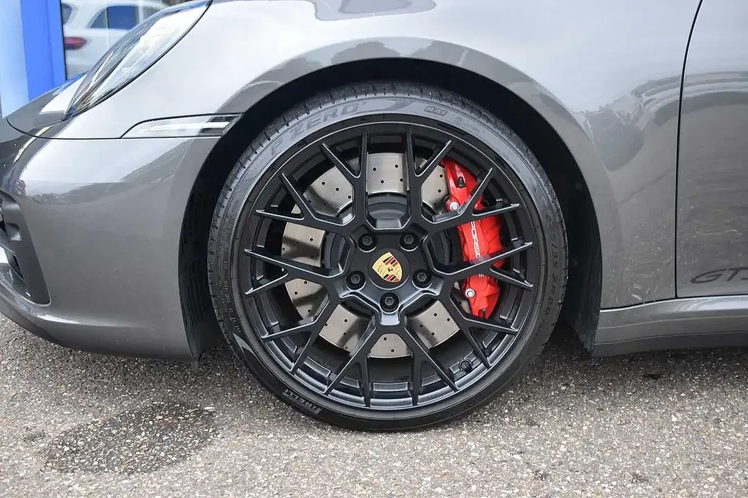 Porsche 992 S/T Targa 4 GTS - Thumbnail 10