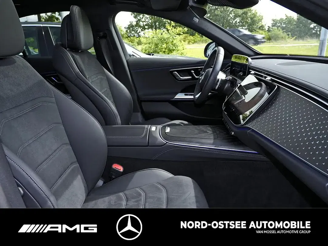 Mercedes-Benz E 200 AMG MBUX Night - Thumbnail 11