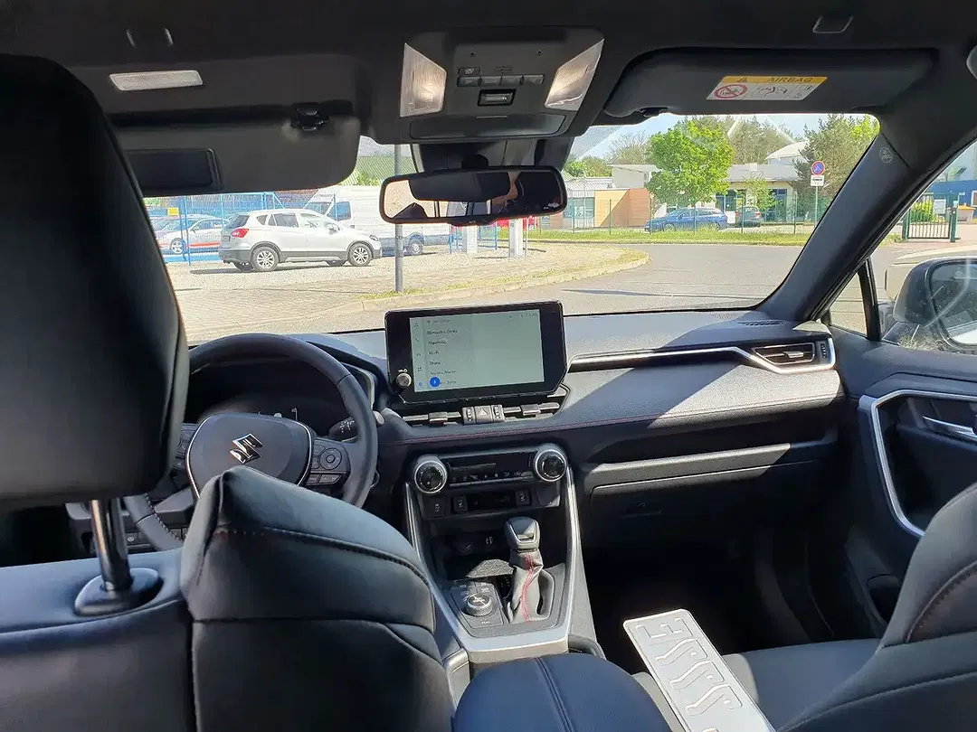 Suzuki Across Hybrid 4x4 Comfort - Thumbnail 10