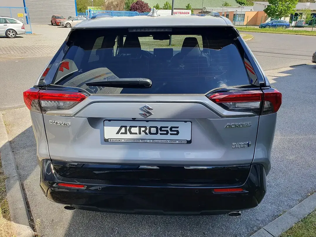 Suzuki Across Hybrid 4x4 Comfort - Thumbnail 4