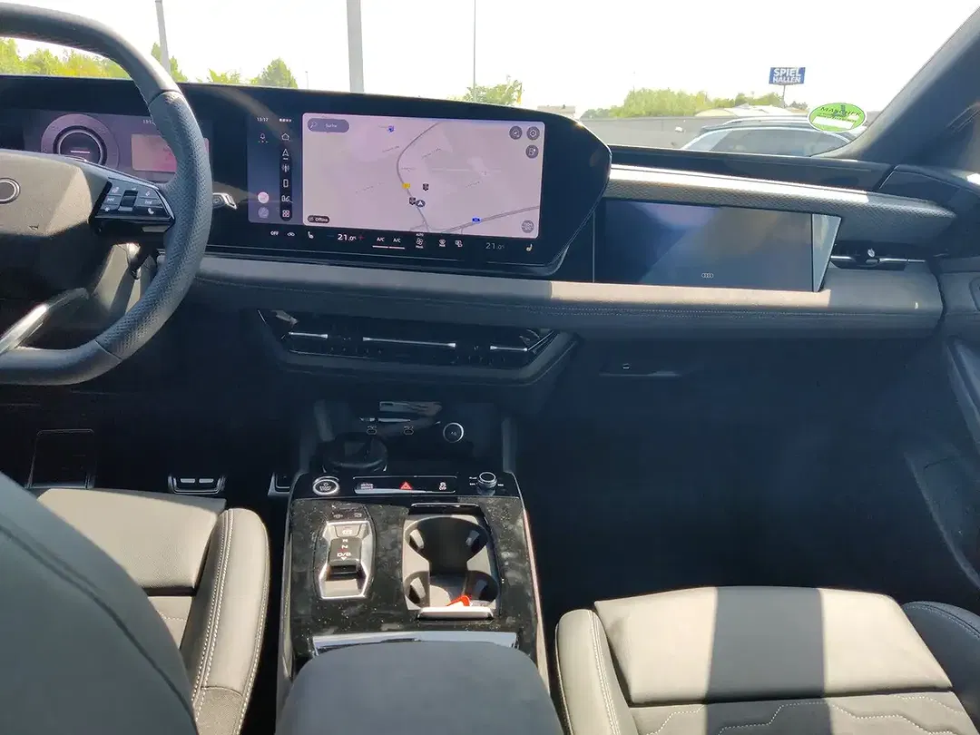 Audi A6 e-tron quattro Avant S line - foto 14