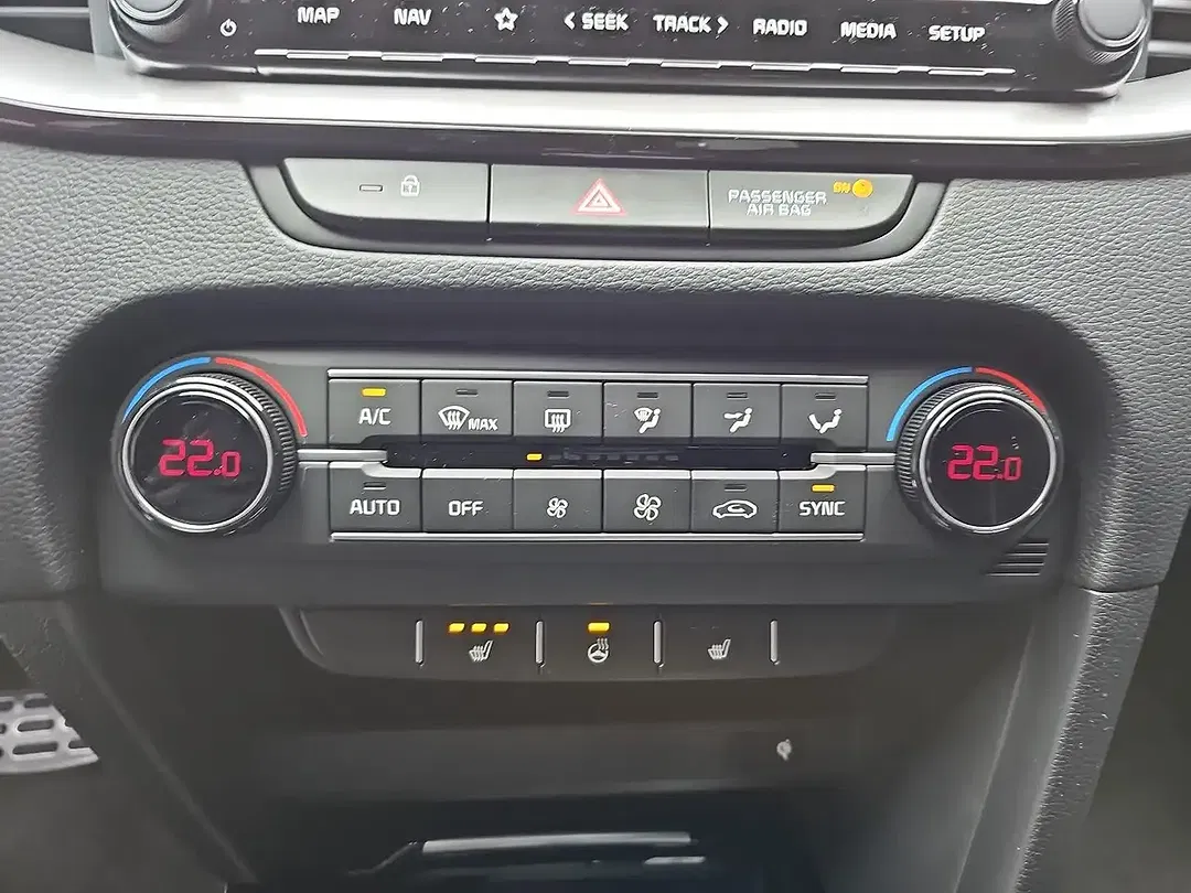Kia Ceed SW / cee'd SW 1.5 T-GDI DCT GT-Line - Thumbnail 11