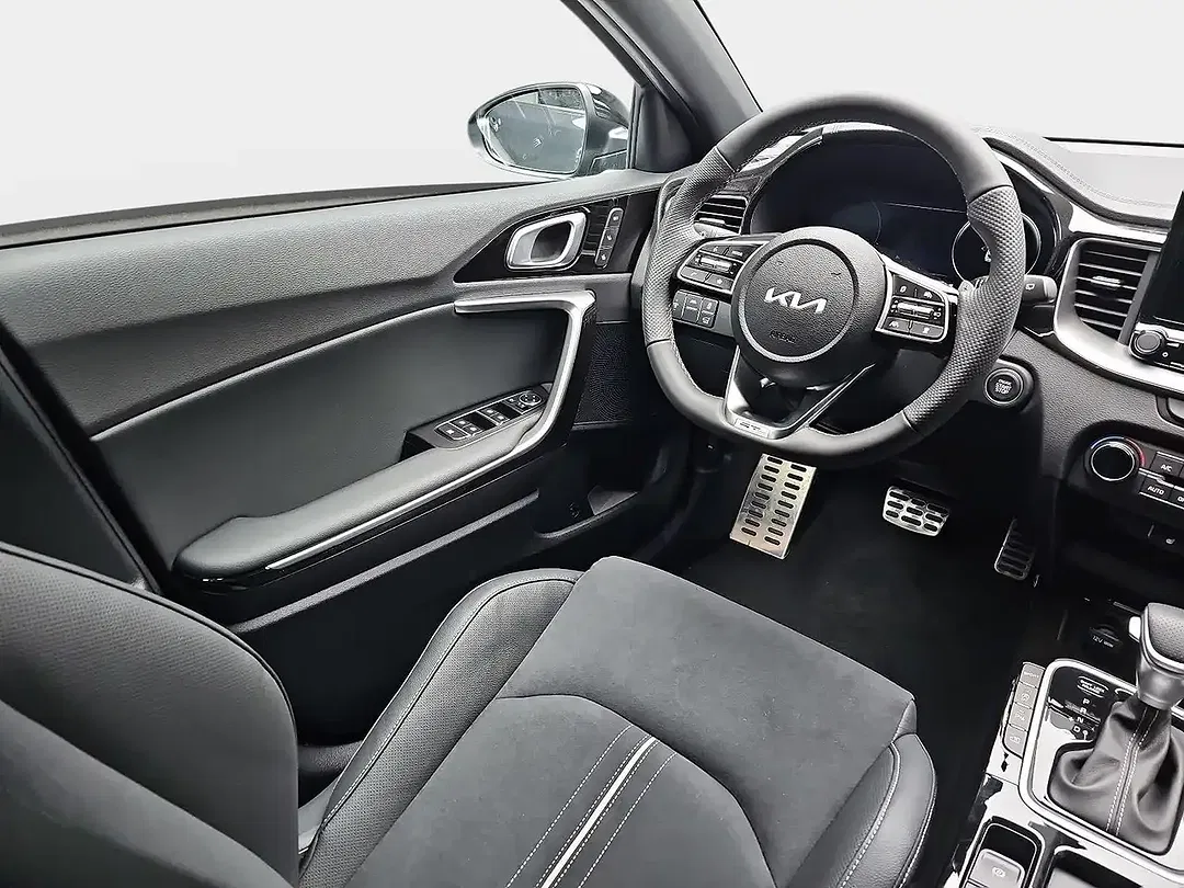 Kia Ceed SW / cee'd SW 1.5 T-GDI DCT GT-Line - Thumbnail 8