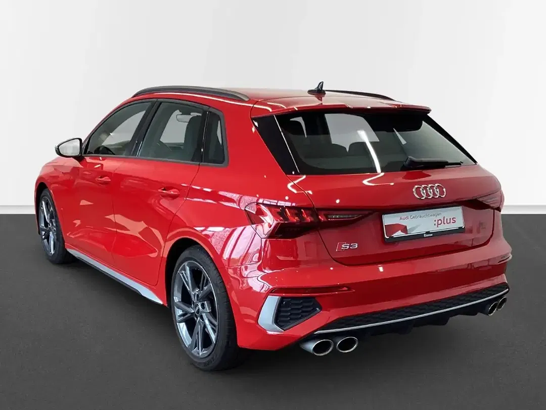 Audi S3 TFSI S tronic quattro Sportback - foto 2