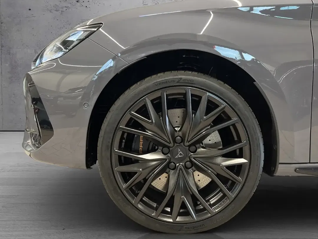 CUPRA Leon VZ Edition - Thumbnail 4