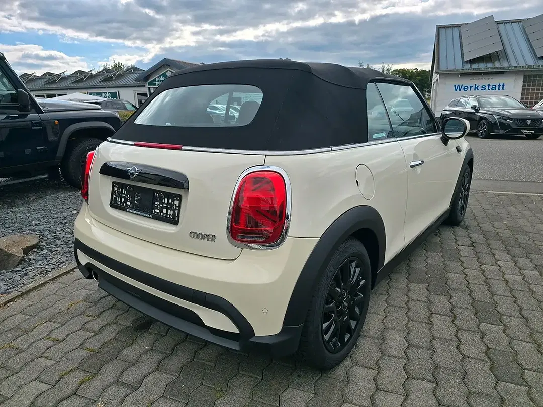 MINI Cooper Cabrio Comfort - Thumbnail 7