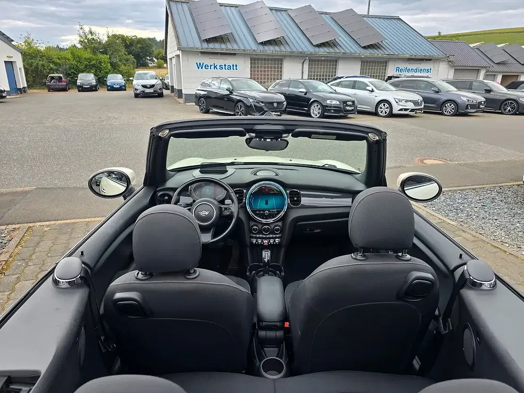 MINI Cooper Cabrio Comfort - Thumbnail 9