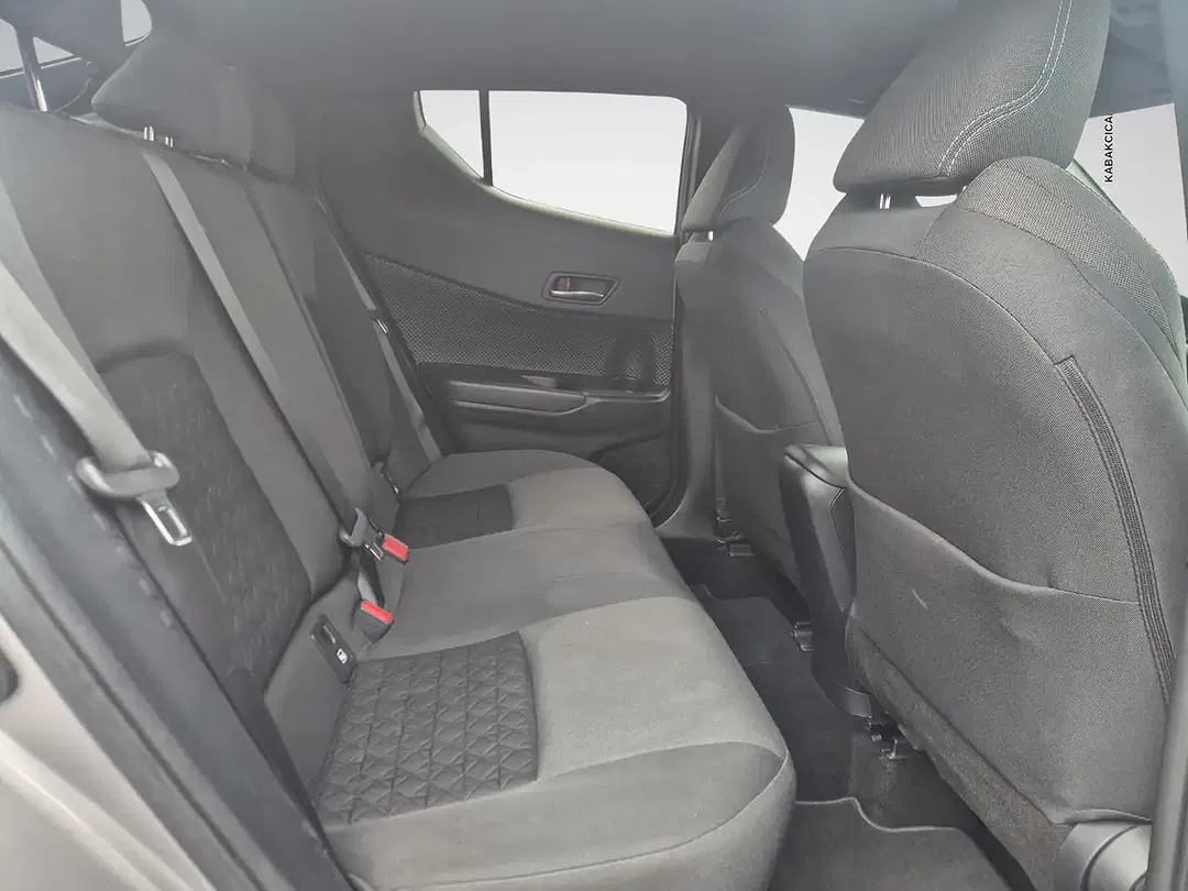 Toyota C-HR - Thumbnail 12