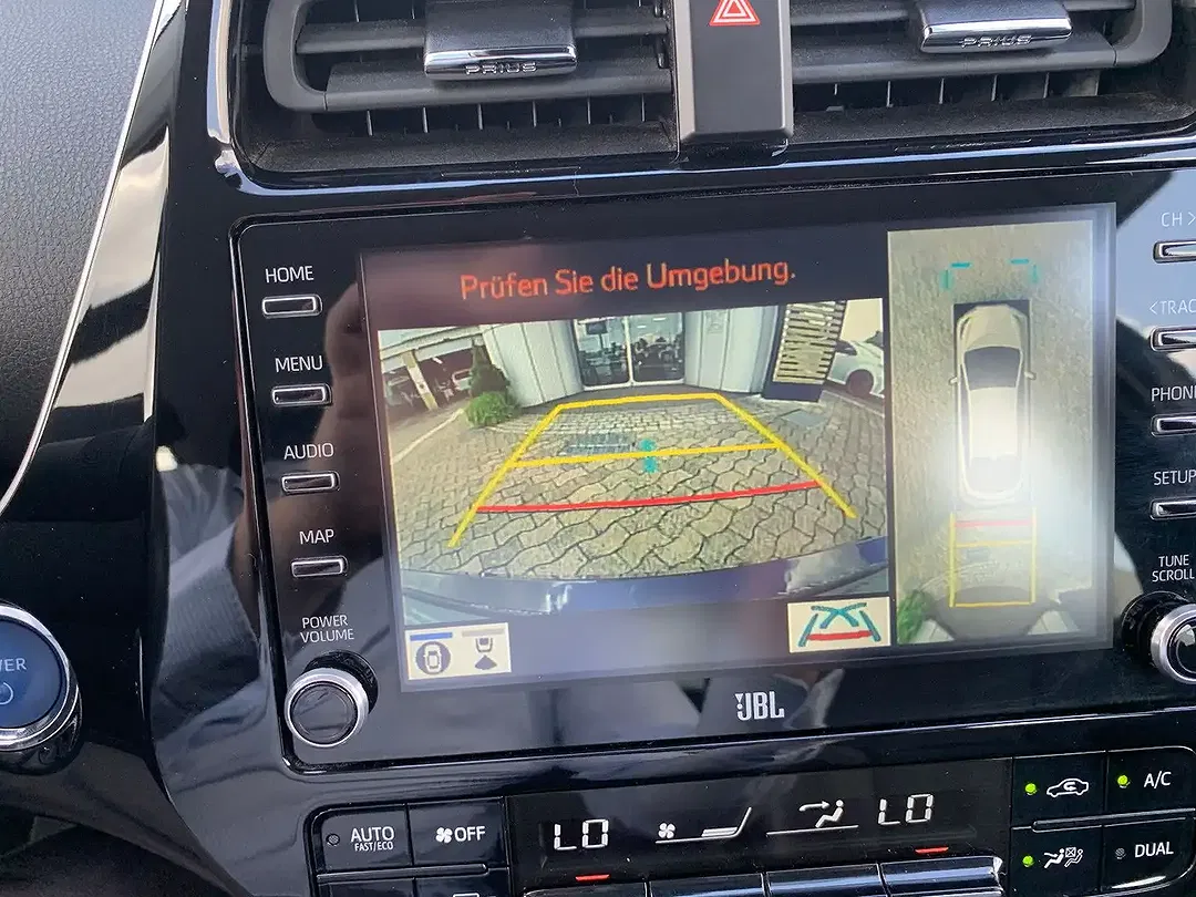 Toyota Prius PHEV Executive - foto 9