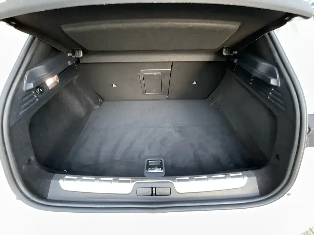 DS Automobiles DS 4 - Thumbnail 14