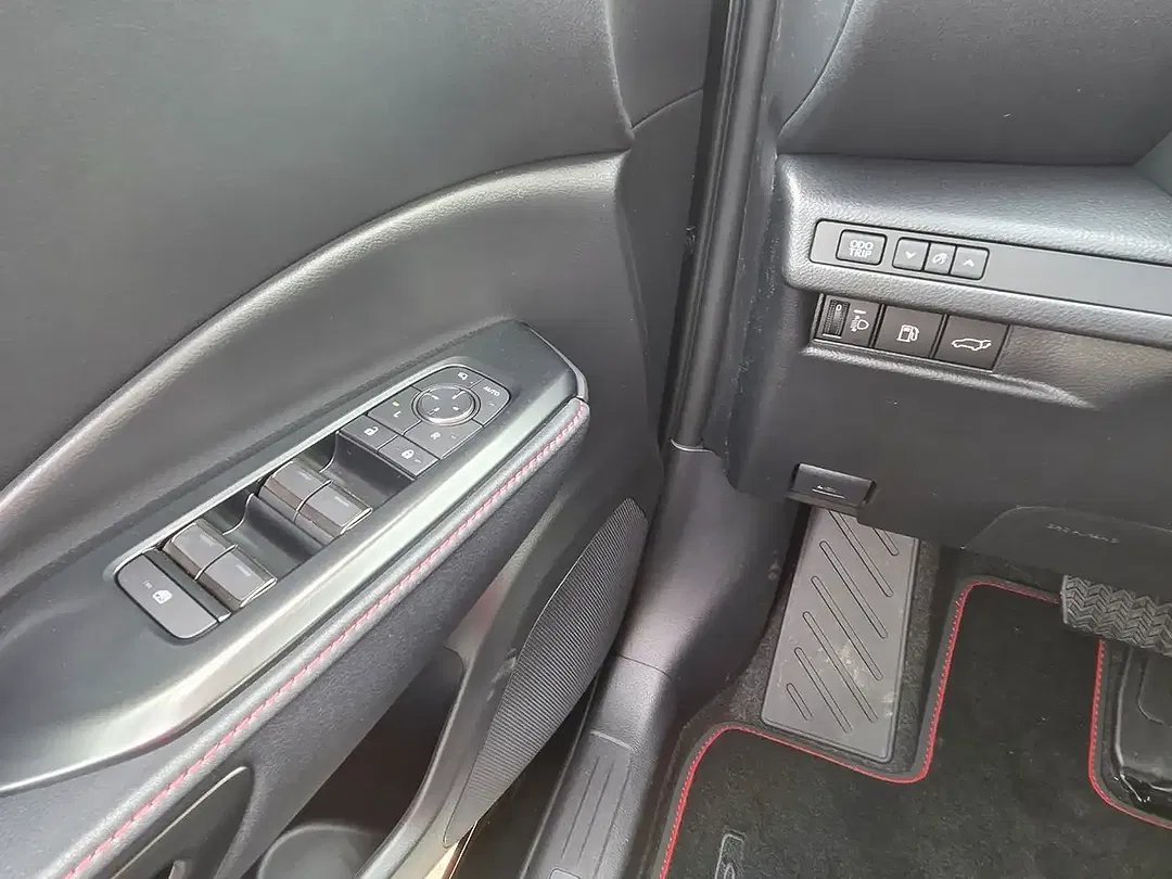 Lexus LBX 1.5 Hybrid Elegant Edition - Thumbnail 12