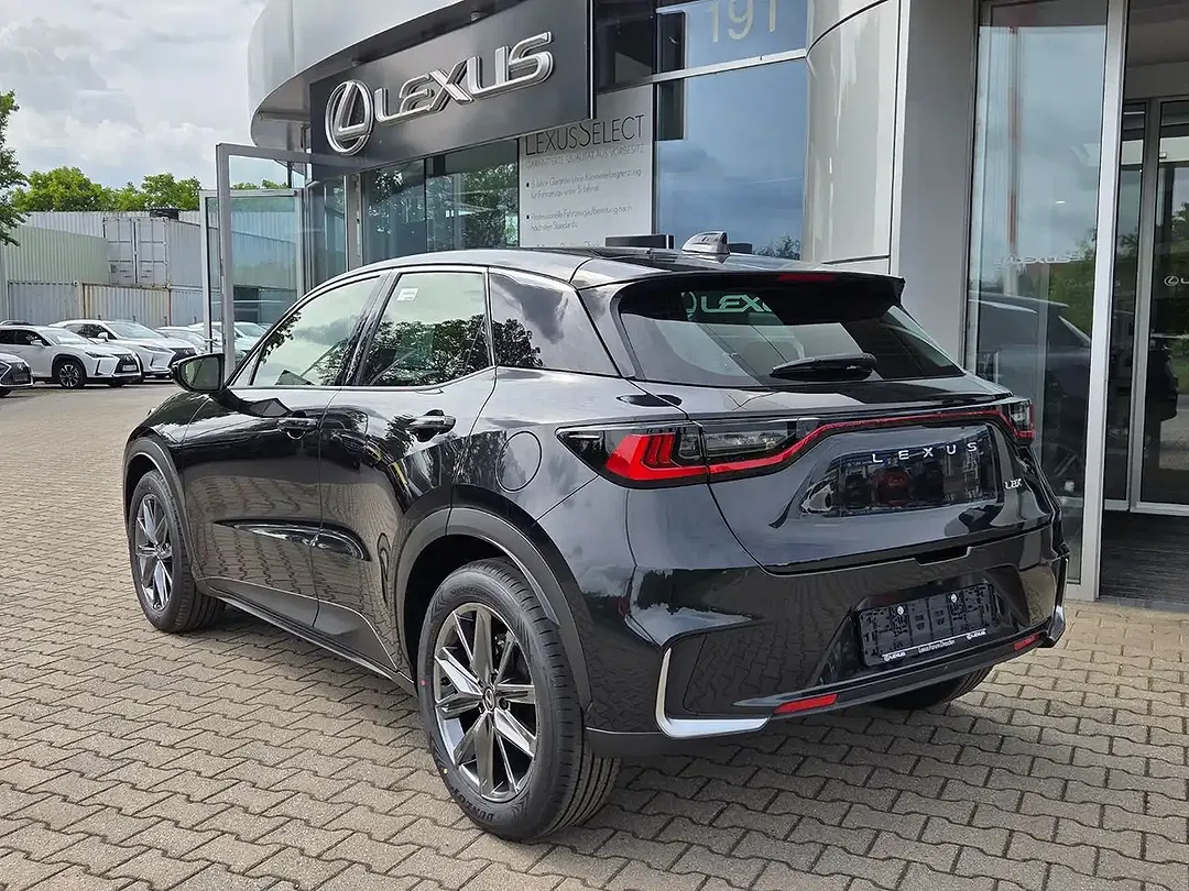 Lexus LBX 1.5 Hybrid Elegant Edition - Thumbnail 4