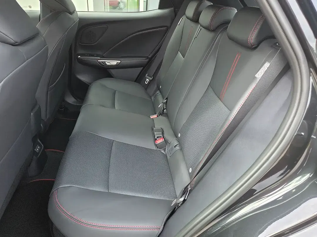Lexus LBX 1.5 Hybrid Elegant Edition - Thumbnail 7