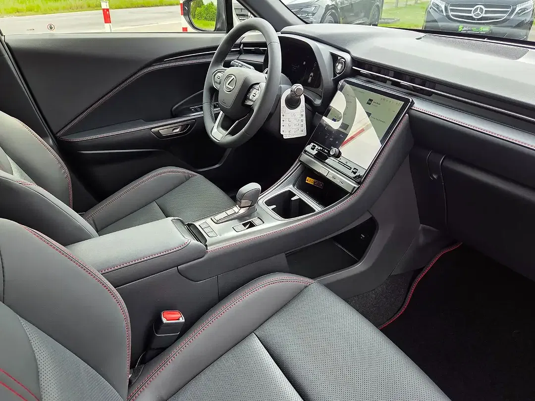 Lexus LBX 1.5 Hybrid Elegant Edition - Thumbnail 8