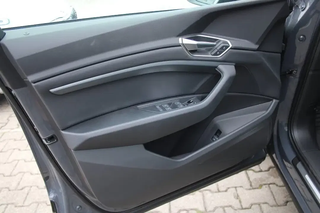 Audi Q8 e-tron 50 quattro Sportback advanced - Thumbnail 12