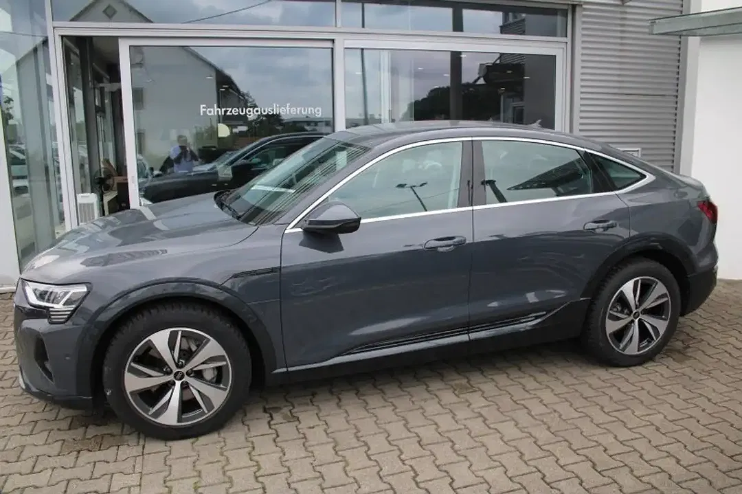 Audi Q8 e-tron 50 quattro Sportback advanced - Thumbnail 3