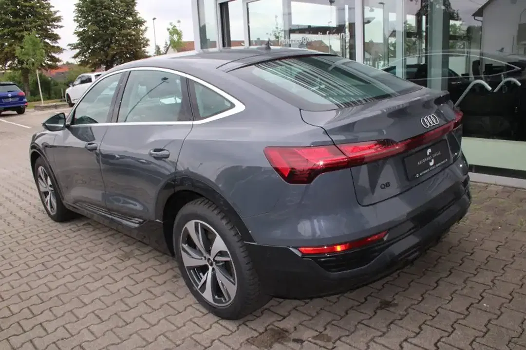 Audi Q8 e-tron 50 quattro Sportback advanced - Thumbnail 4