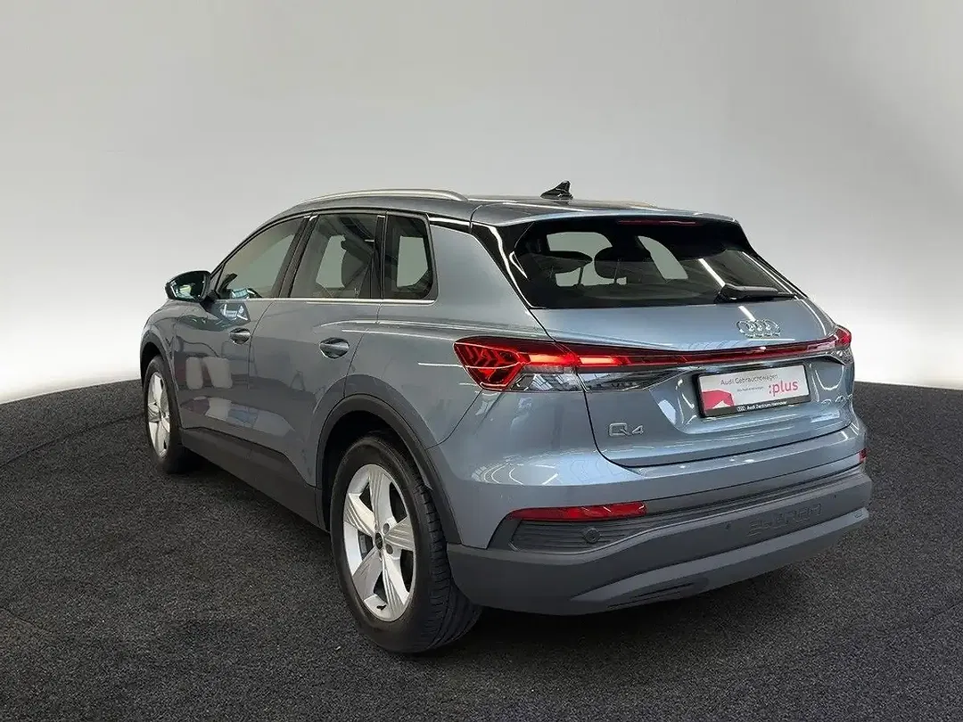 Audi Q4 e-tron 40 - Thumbnail 2