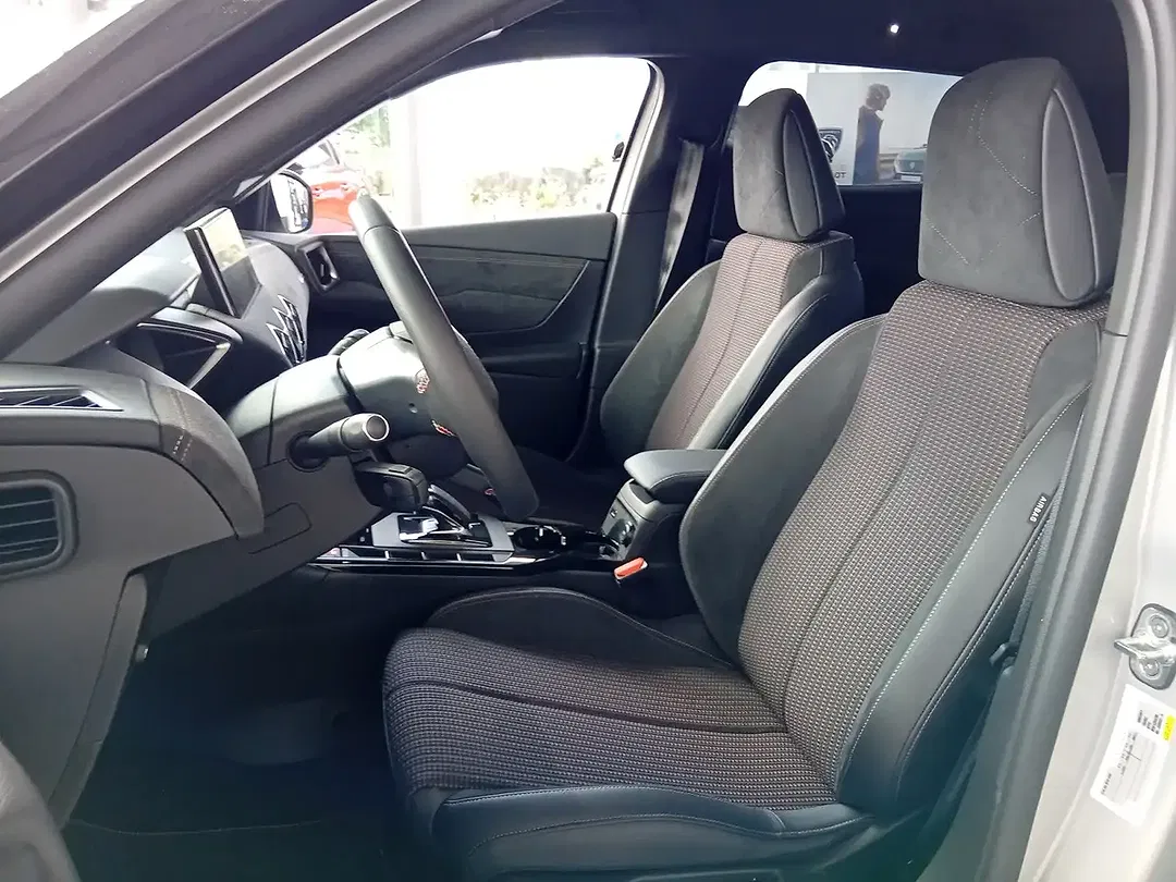 DS Automobiles DS 3 Crossback - Thumbnail 12
