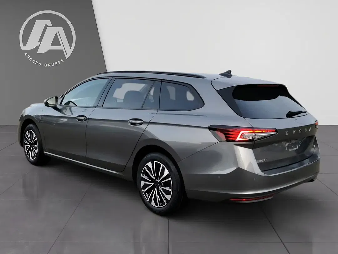 Skoda Superb 1.5 TSI iV DSG Combi Selection - foto 2